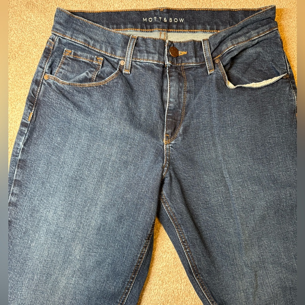 Mott & Bow Boyfriend Jeans 29x32 Medium Wash Stretch Denim VGUC